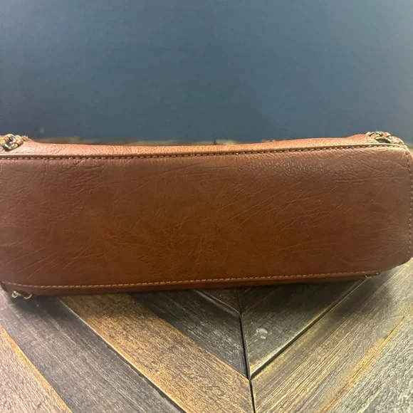 Altar'd State Brown Vegan Leather tote purse with pouch. - Picture 5 of 15